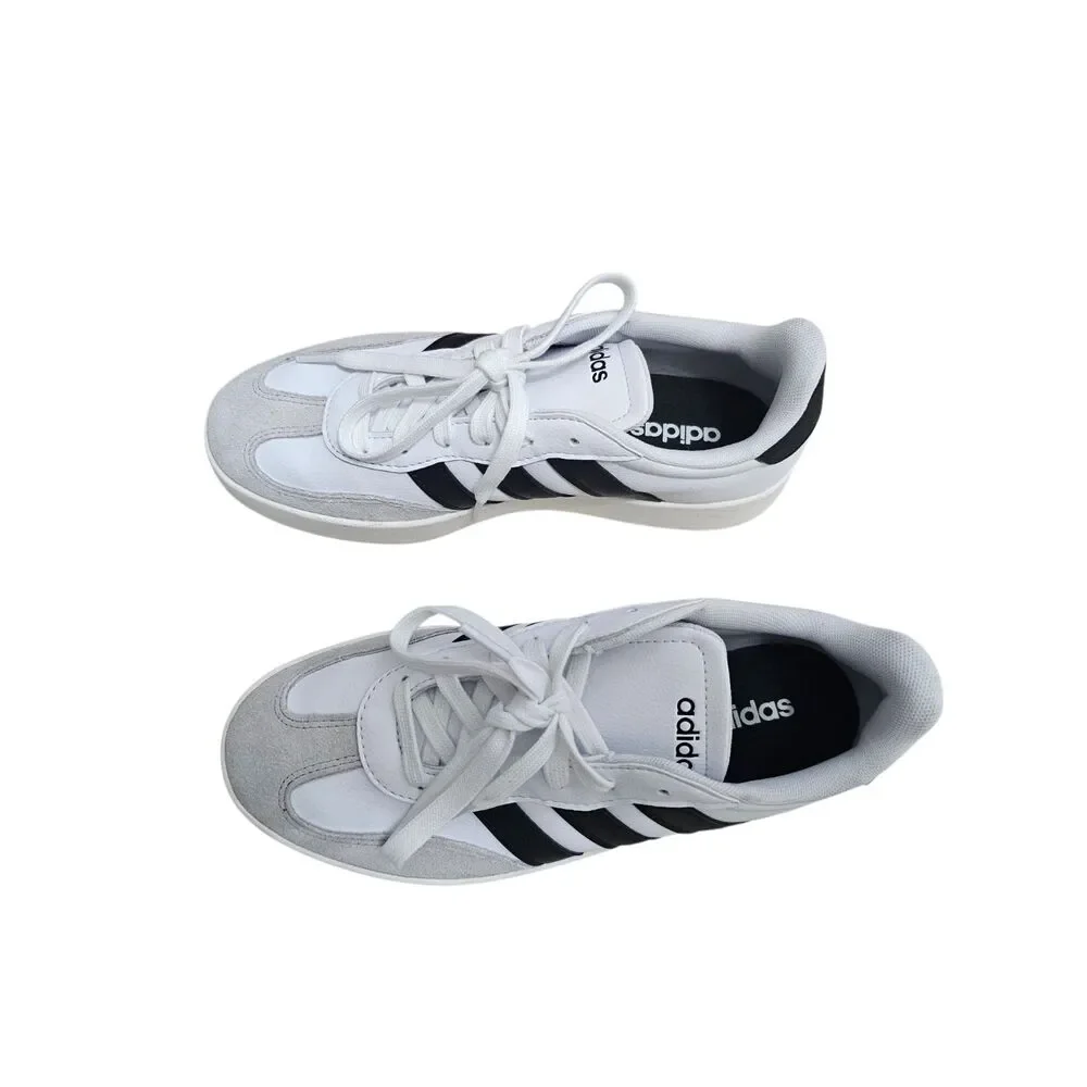 Adidas Barreda Low Top Sneaker 8.5 Gently Used